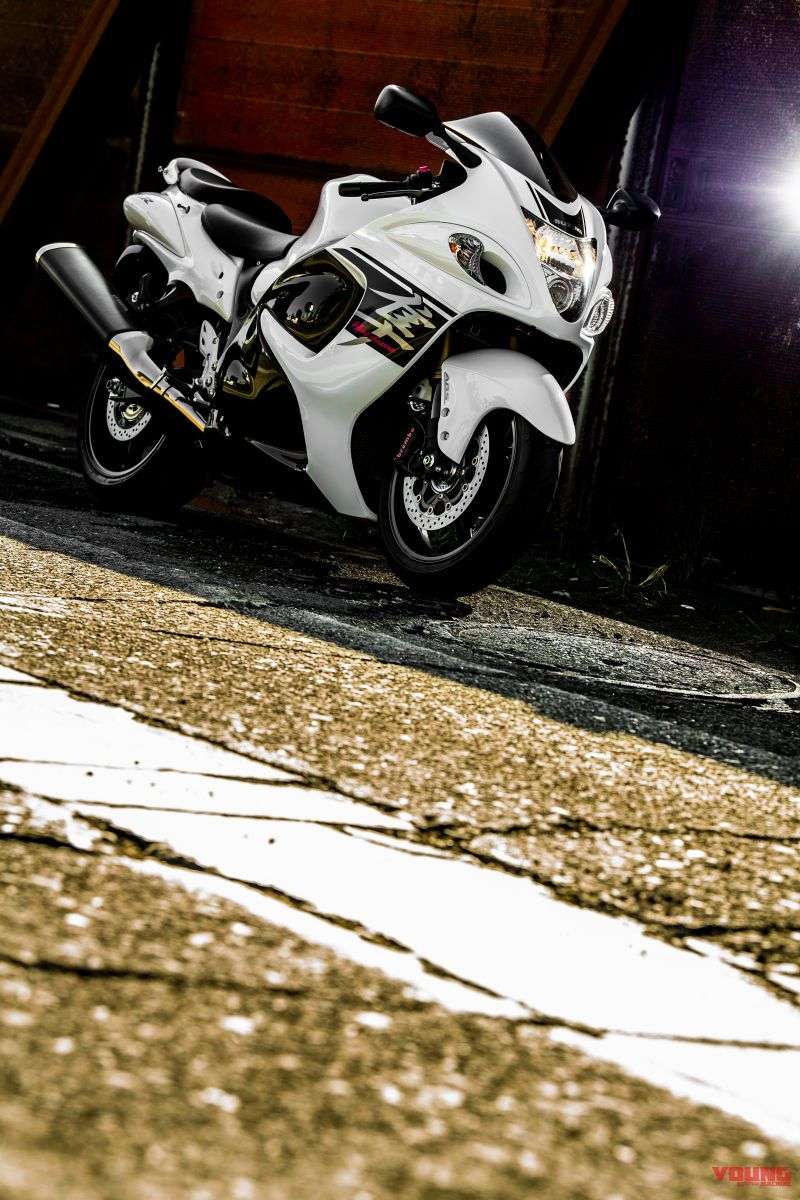 Tampilan Depan Bawah Suzuki Hayabusa 2019