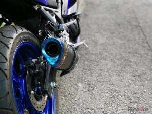 knalpot slip on wr's untuk yamaha yzf-r3 tampak belakang