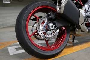 roda belakang z900 2019