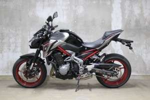 z900 2019 tampak samping kiri