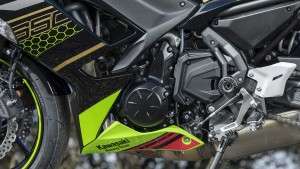 Mesin Kawasaki Ninja 650 ABS KRT Edition 2020
