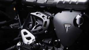 Footstep Triumph Scrambler 1200 Bond Edition 2020