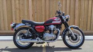 Body Kawasaki W800 2020