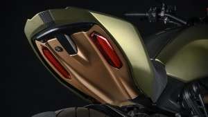 Under Tail Ducati Diavel 1260 Lamborghini