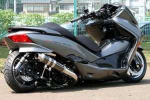 Bagian Samping Honda Forza
