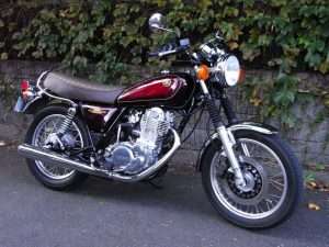 Yamaha SR400 Custom Tanpa Cowl