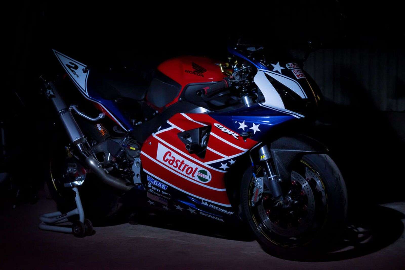 CBR954RR Fireblade Japan Custom Culture