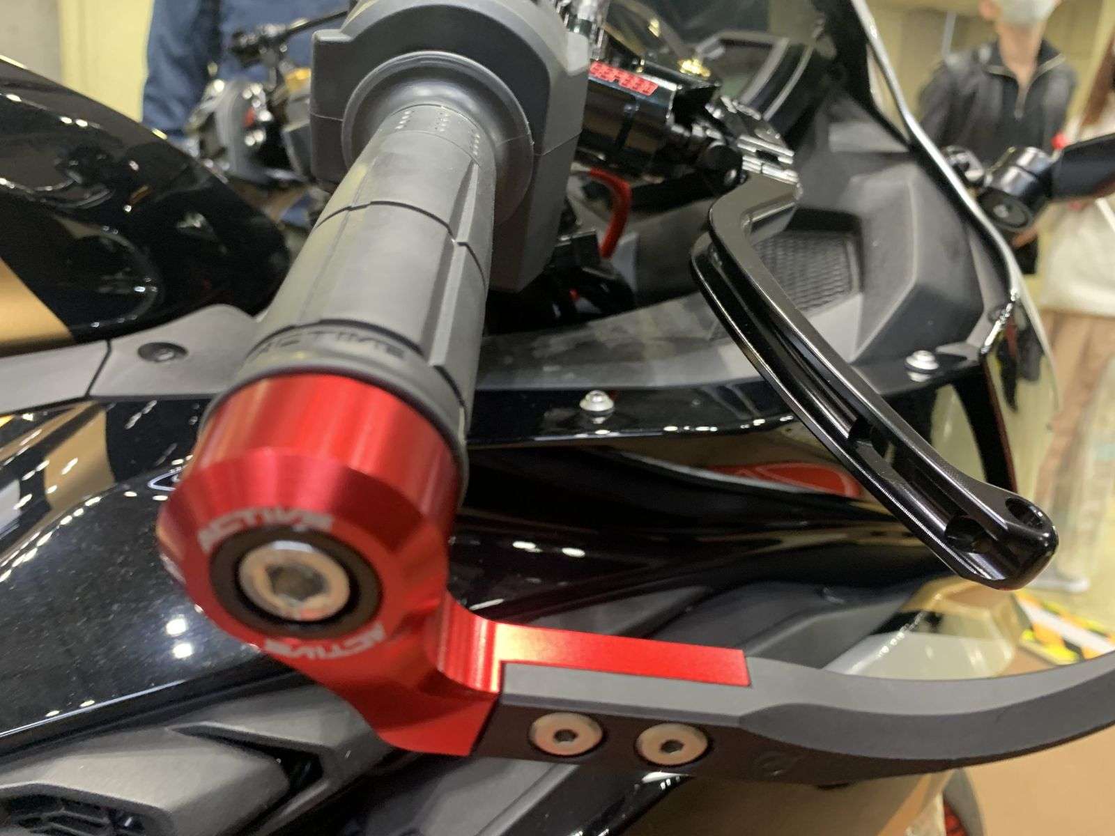Handle ZX-25R
