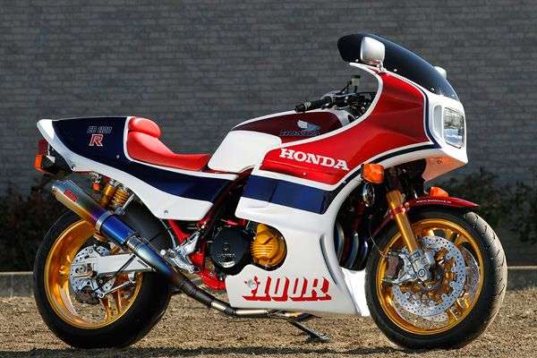 Honda CB1100R Modif