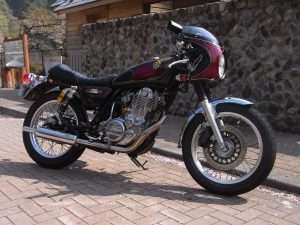 BodyYamaha SR400 Custom Cowl Rocket