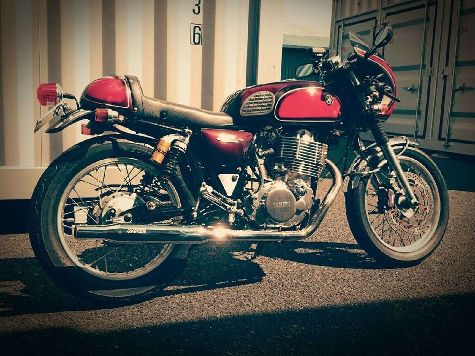 Yamaha SR400 Custom