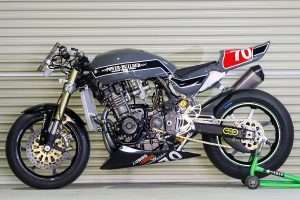 Tampak Samping Z1000 by POWER BUILDER