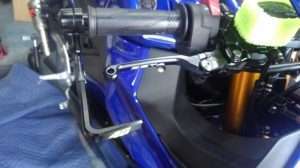 Grip Stang dan Handle Yamaha YZF-R25