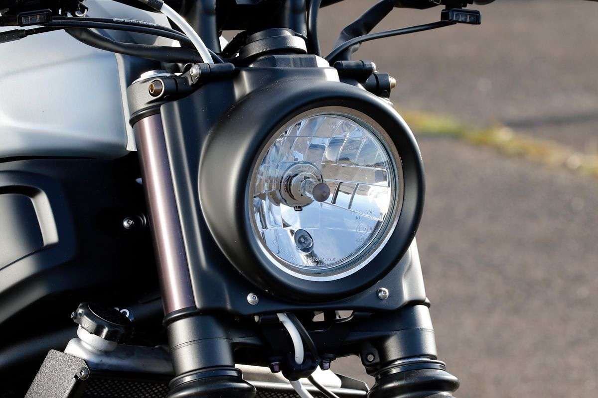 Lampu Depan Yamaha XSR700