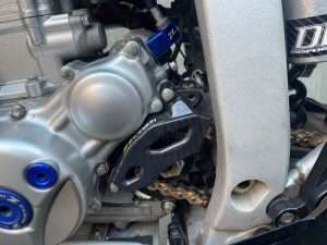 Pelindung Z Carbon WR250R