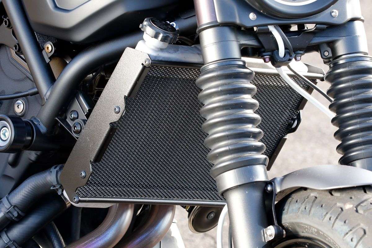 Radiator Yamaha XSR700