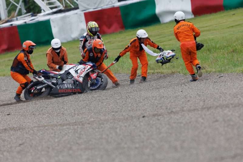 Crash Suzuka 8 Hours