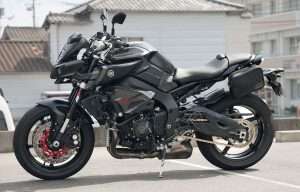 Tampak Samping Yamaha MT-10 Custom JCC
