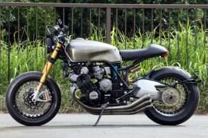 Tampilan Sisi Kiri CBX1000 Modifikasi Remotion