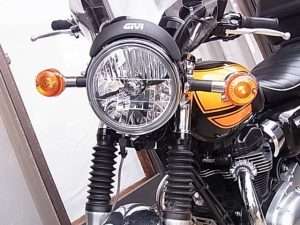 Lampu depan dan sein