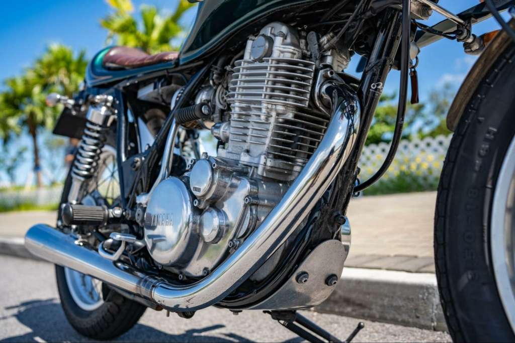 Mesin SR400