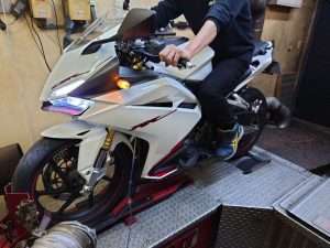 Posisi Riding CBR250RR