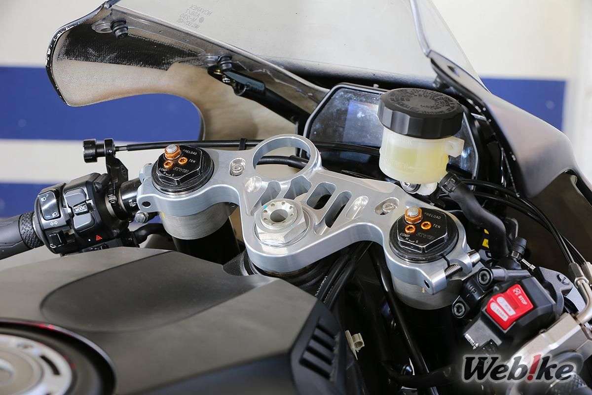Sistem Kemudi Yamaha YZF-R1