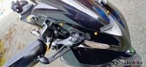 Cowl depan