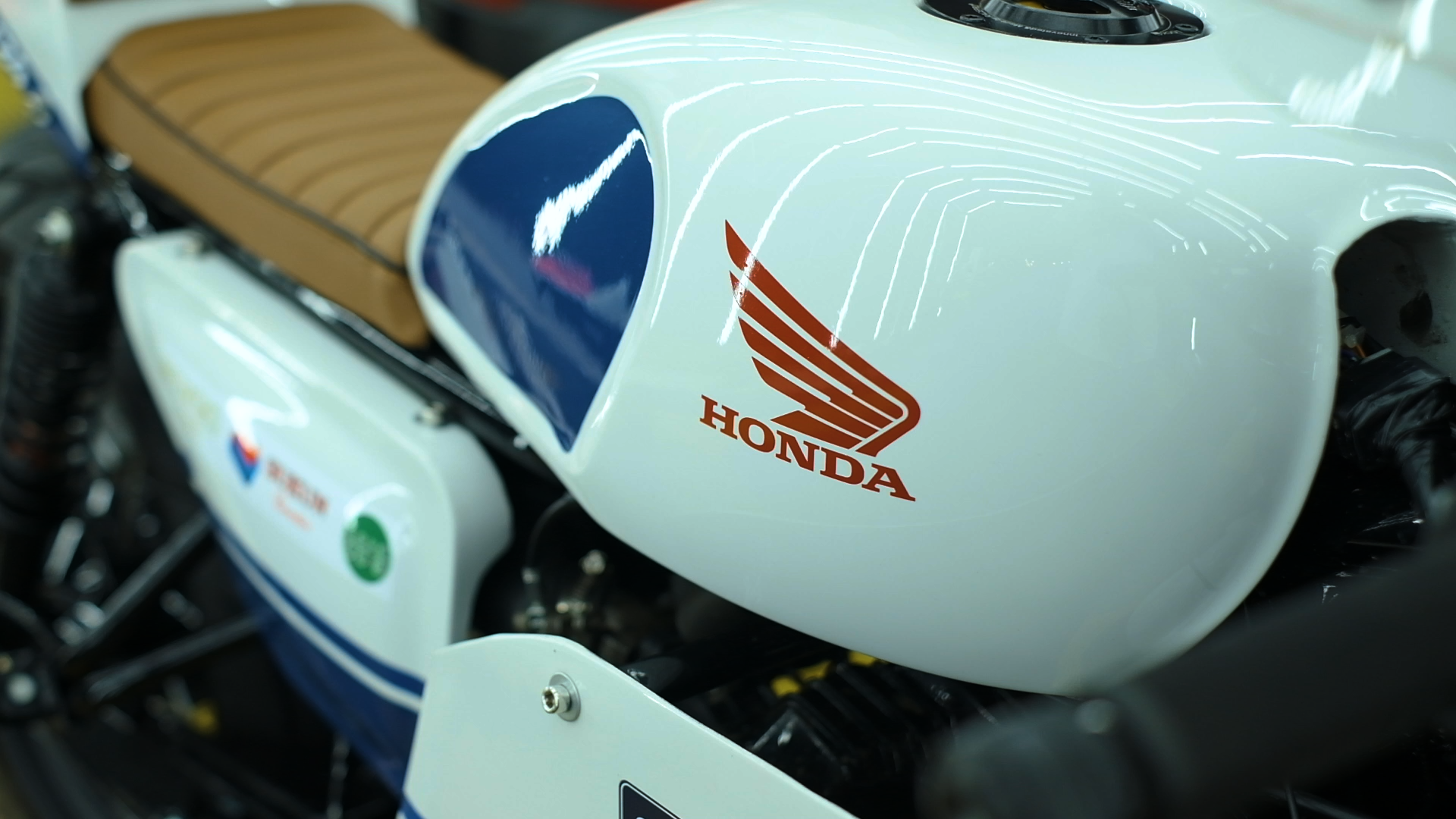 Tangki Verza Cafe Racer