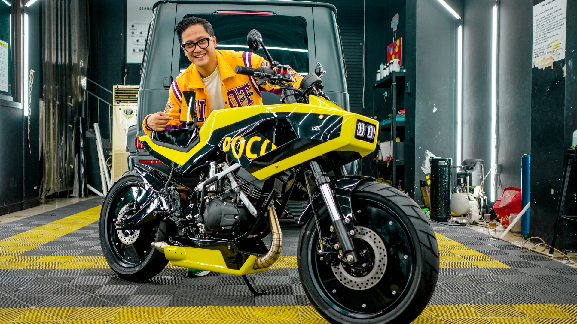 RX King Rainbow Moto Builder