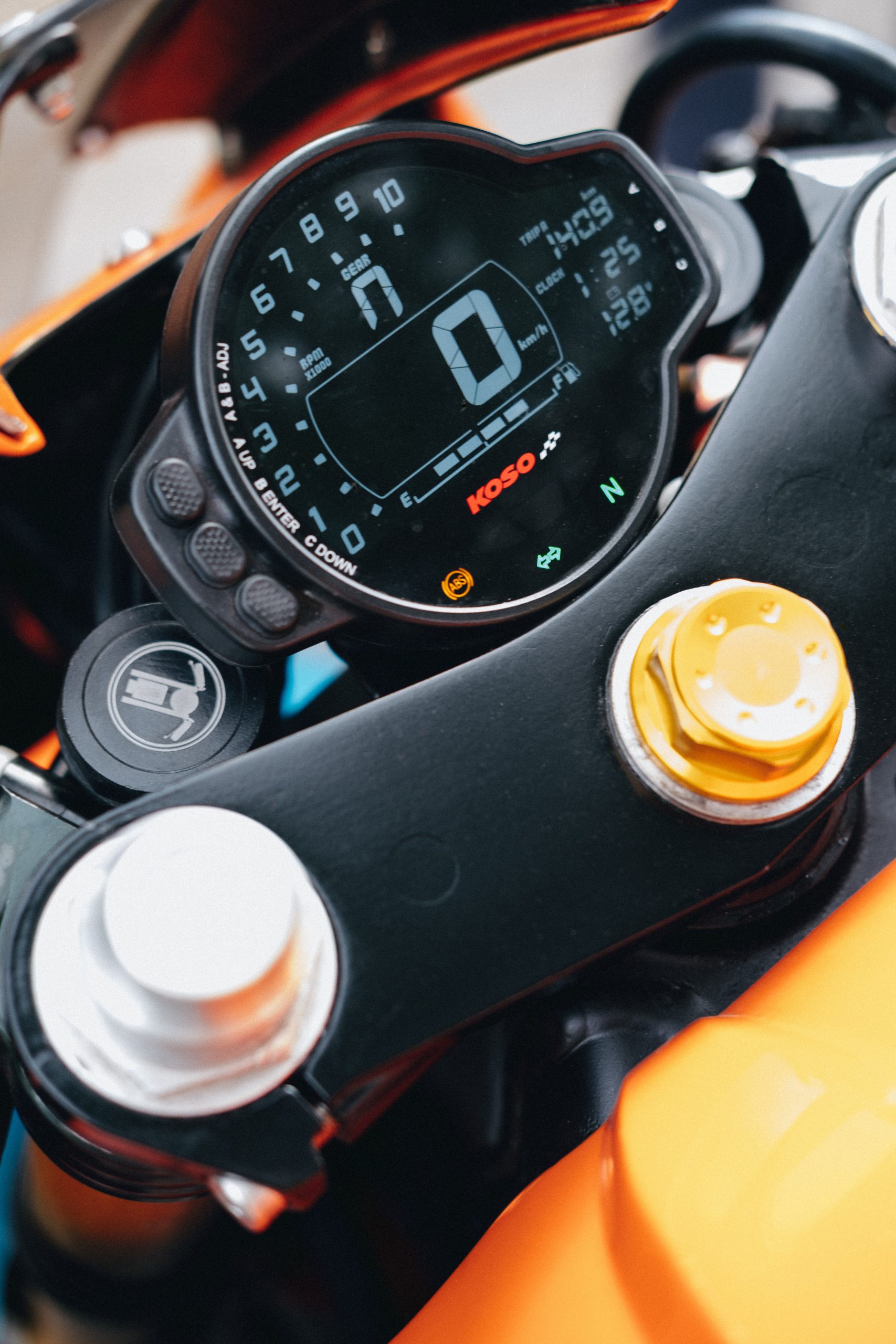 Speedometer Koso Yamaha R6