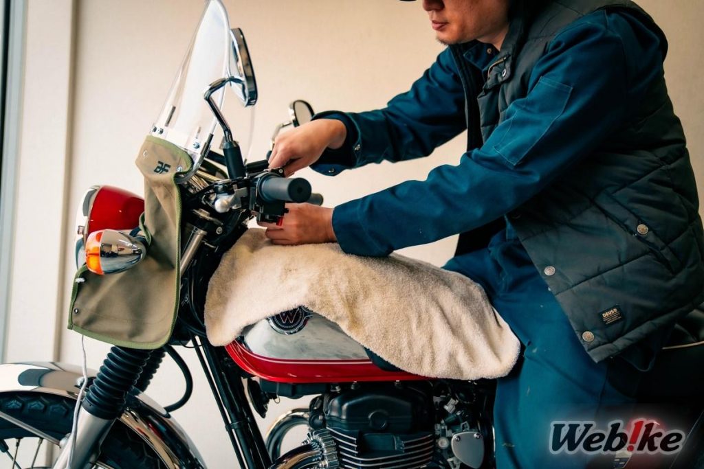 Pasang Windshield Motor
