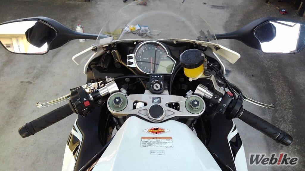 Modifikasi CBR1000RR 3