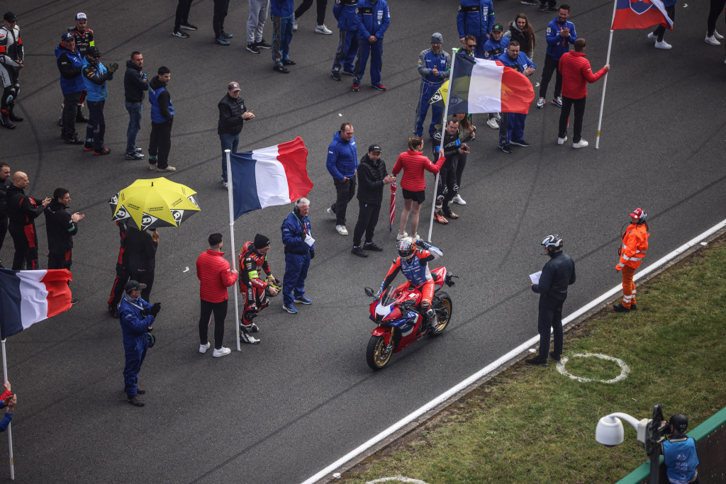 FIM EWC Gino Rea Parade Lap