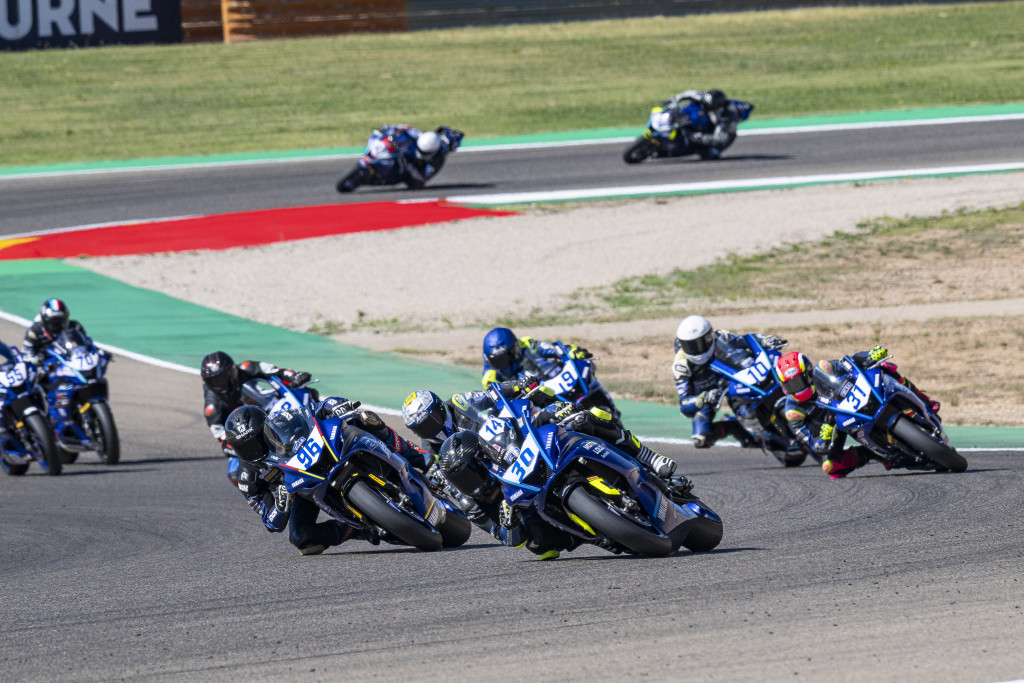Yamaha R7 Series