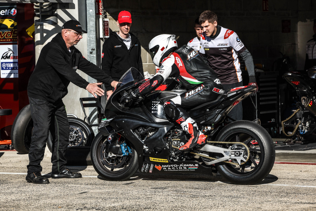 Hungarian Endurance Racing Team by Moto-Jungle EWC