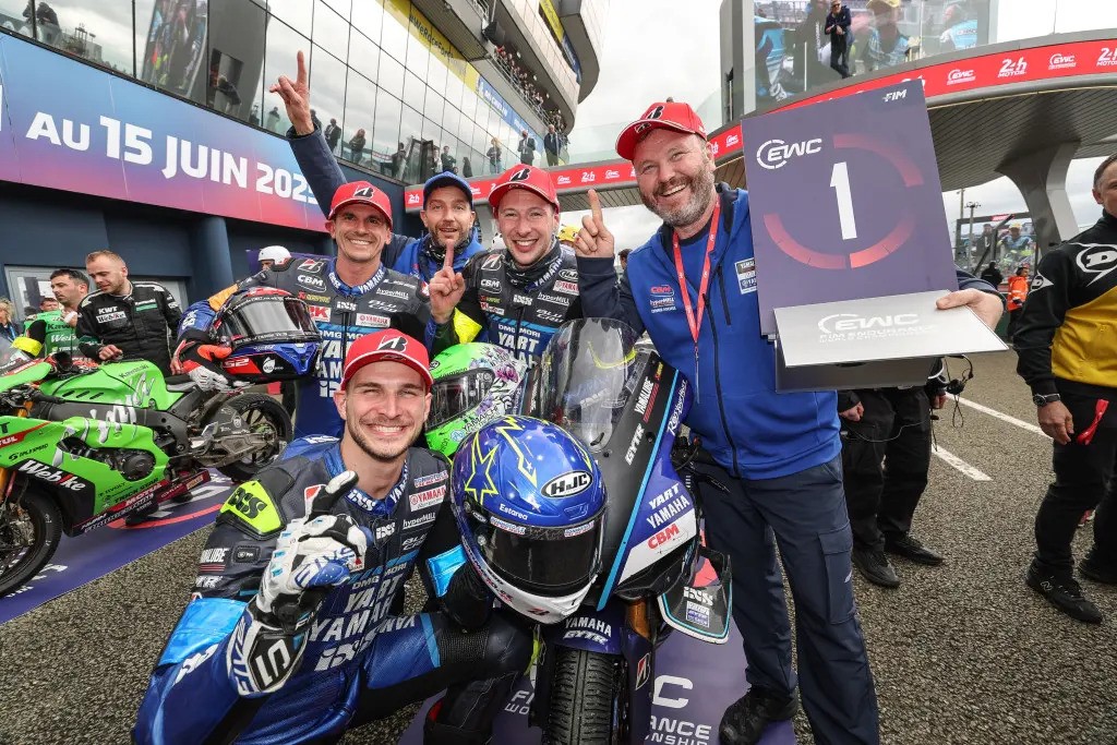 YART Yamaha Le Mans Podium