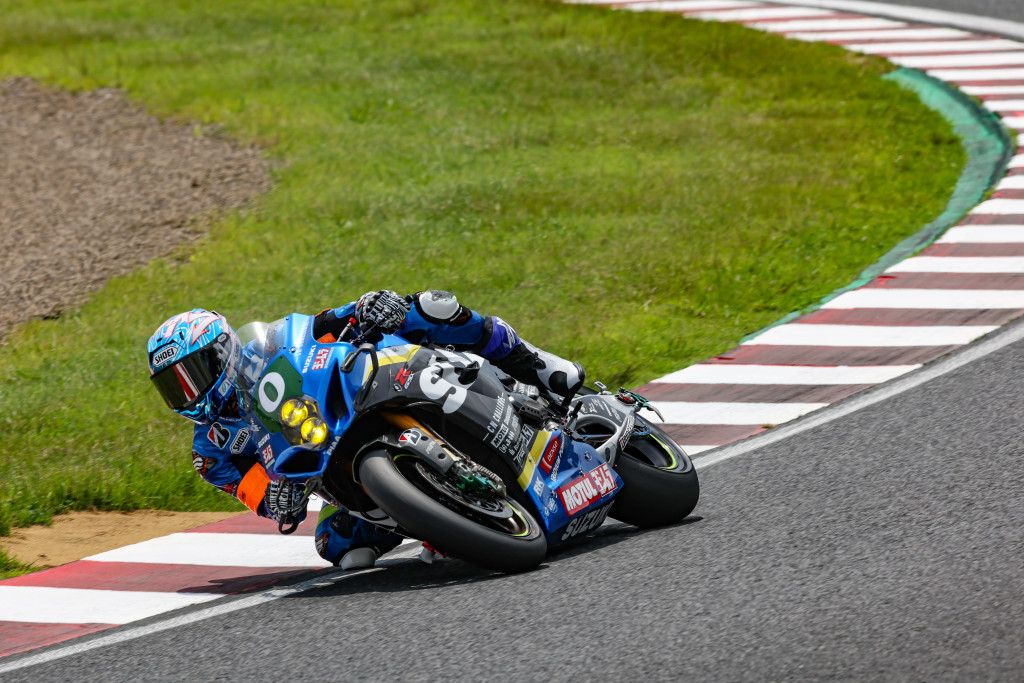 Suzuki CN Challenge 04